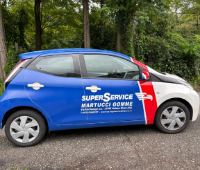 MG martuccigomme_veicolo di cortesia